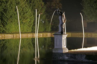 2001, Der Durst der Welt, Schloßanlage Hellbrunn, Salzburg